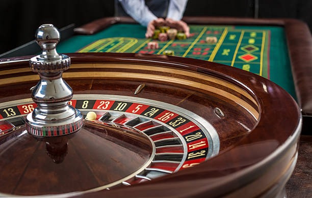 JILI slot games and live dealer tables on cahayatoto resmi mobile